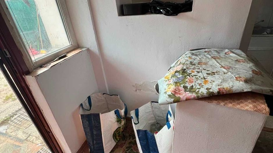 BRASADAS vinde garsoniera pe Ostrovului 25mp la parter. - Poză 6