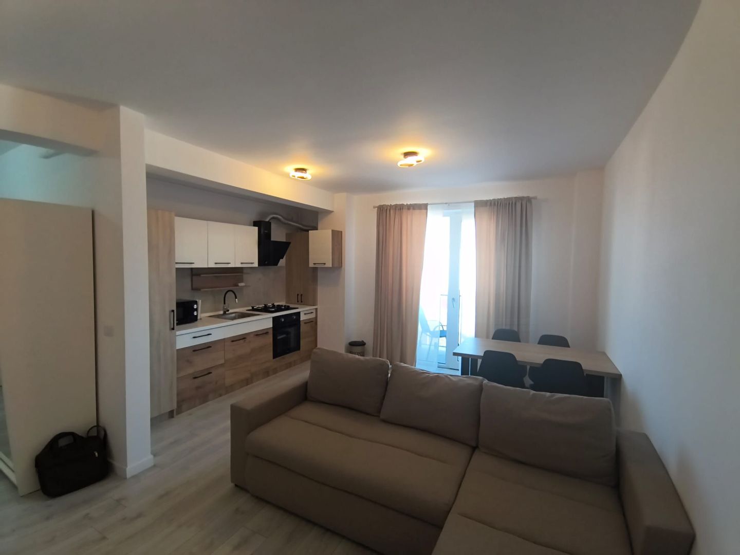 ✨ Apartament modern de inchiriat – Ansamblul Rezidențial Alexanderman - Poză 3