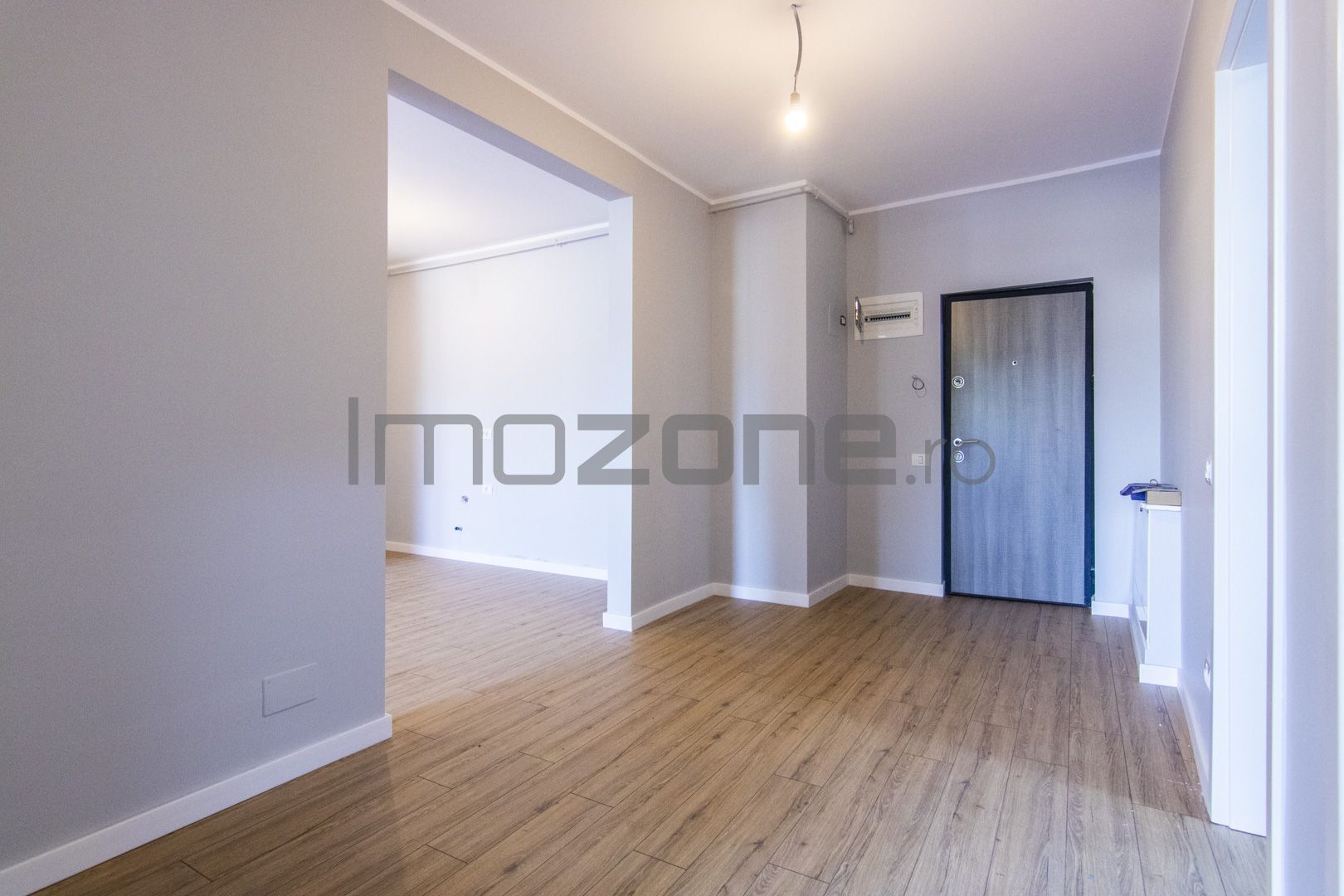 SPATIU COMERCIAL 100MP + 17 TERASA - 2 LOCURI DE PARCARE, BOXA INCLUSA 9MP - Poză 4