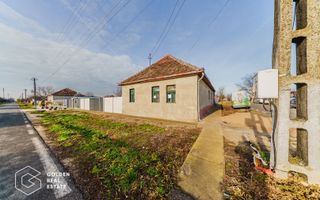 Casa cu teren 959 mp, Iratosu, Zona buna, Comision 0% - Poză 1