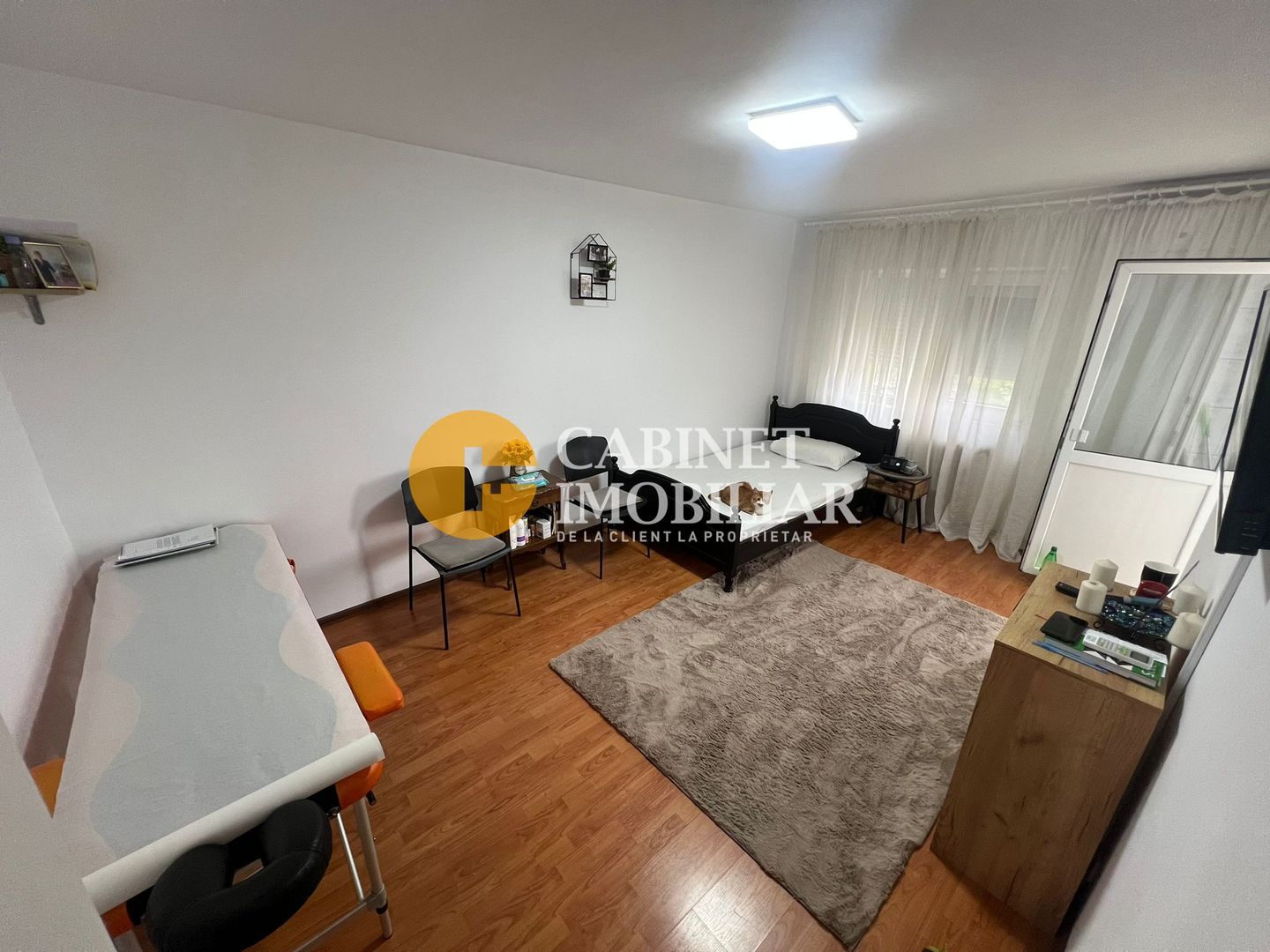 Apartament 3 Camere - SEMICENTRAL - Poză 1