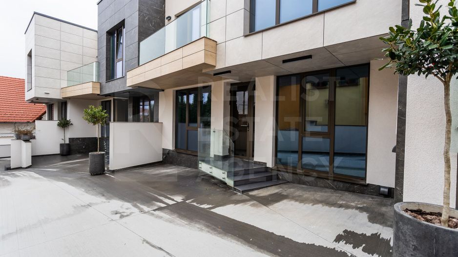 Vânzare, townhouse, 3 nivele, 180 mp, șos. Balcani, Buiucani - Poză 2