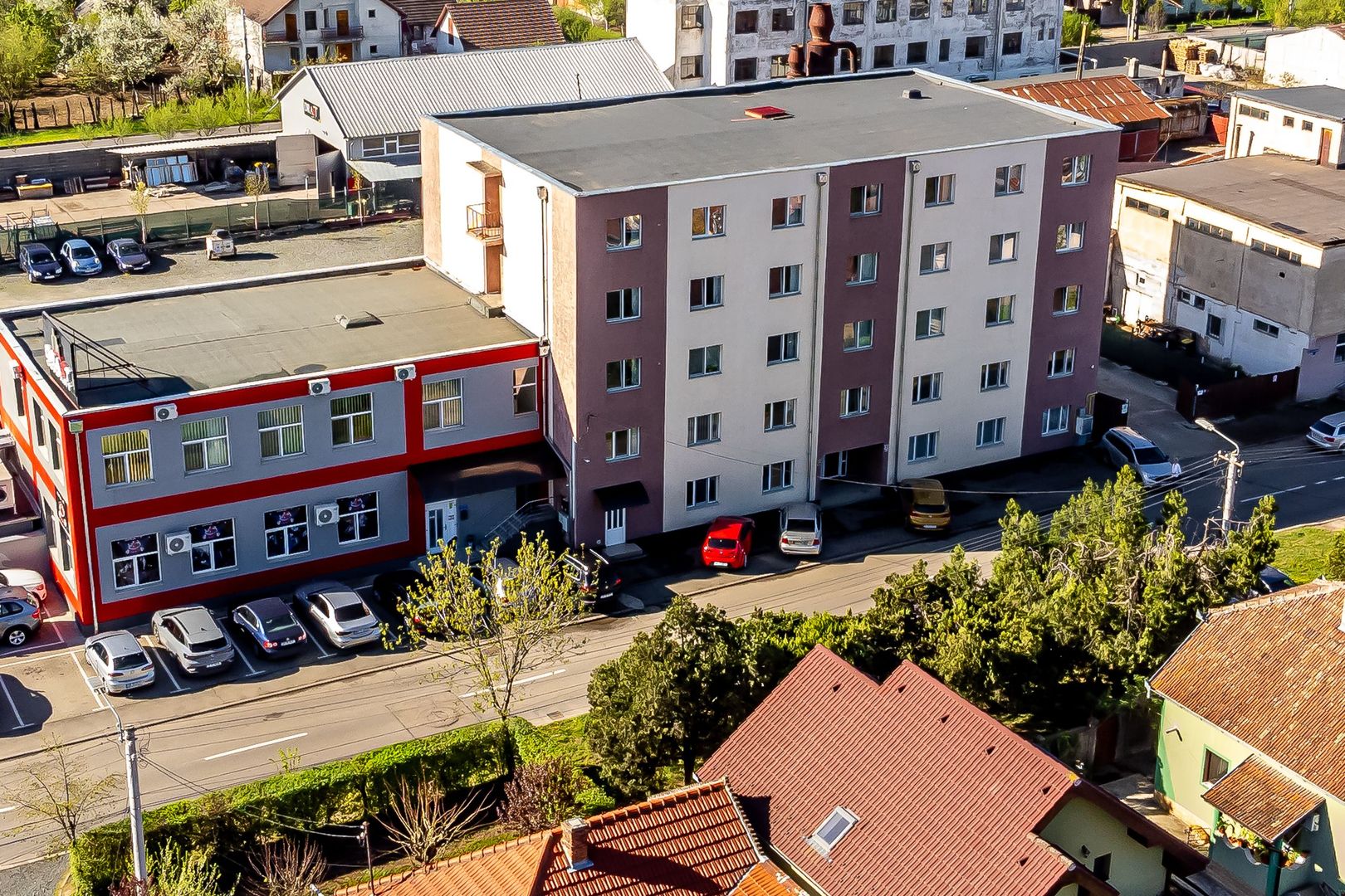 Profit garantat. Achiziționați un bloc de 63 garsoniere. - Poză 10