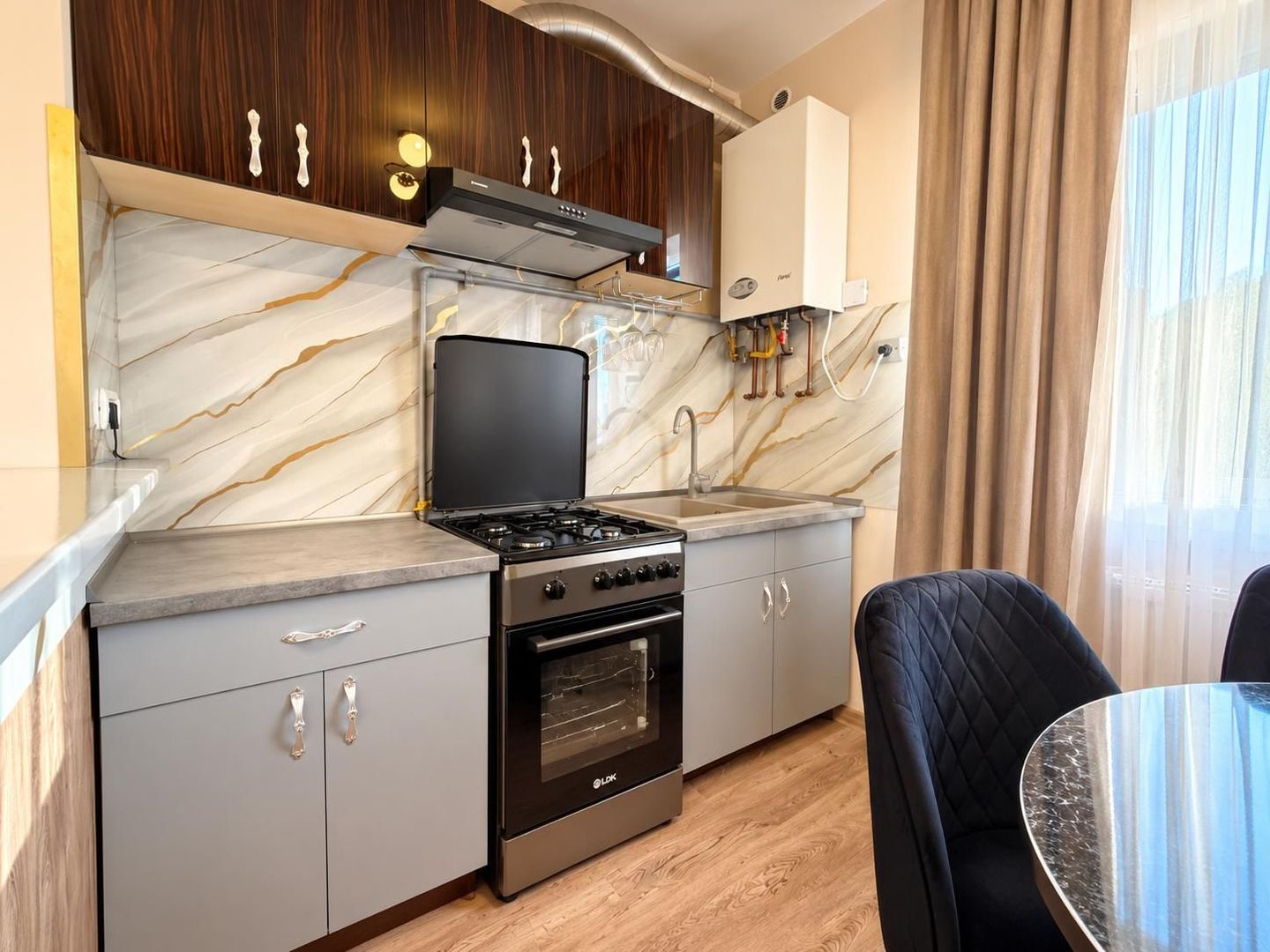 Apartament 3 camere decomandat | Cartier Noua , Brasov - Poză 4