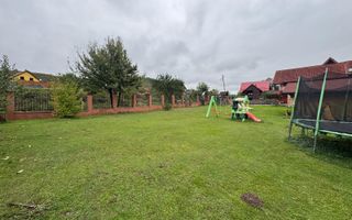 Vila cu 8 camere de vanzare, teren 1580mp, Zona Praid - Poză 7