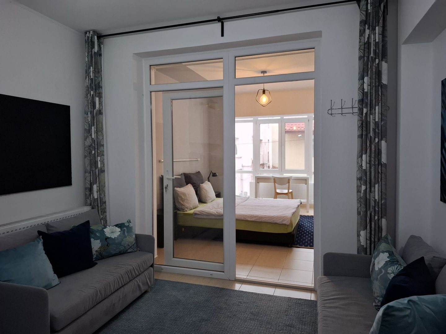 1 Mai-Grivita, VILA CONSOLIDATA, et. 1, mobilat/utilat modern, liber - Poză 4