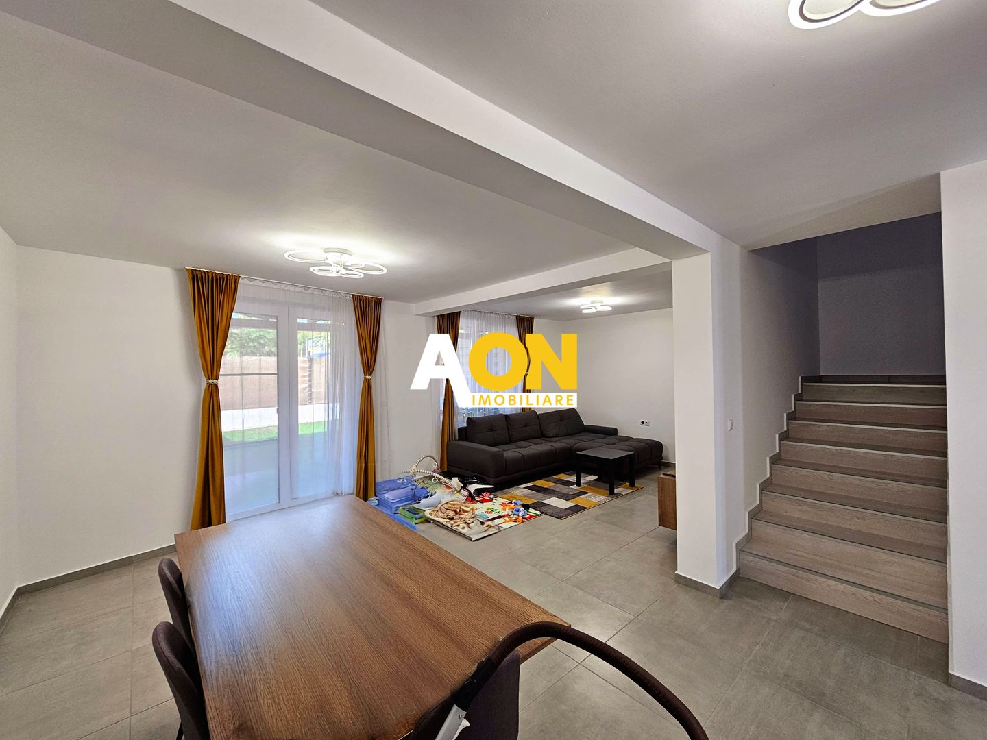 Casa tip insiruit, 4 camere, 3 bai, mobilata, utilata, 230 mp teren - Poză 3