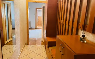 Apartament ultracentral, 3 camere, cu priveliste impresionanta, langa Mercur - Poză 12