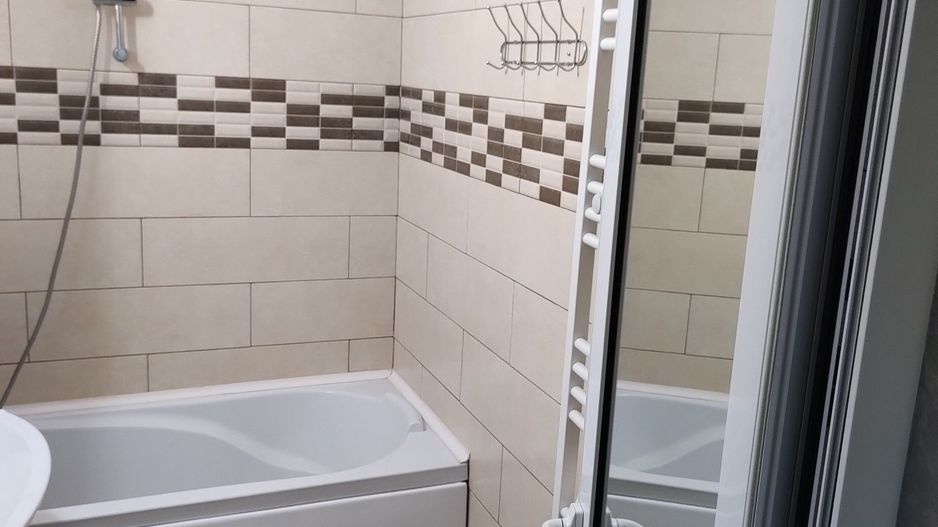 APARTAMENT 3 CAMERE – MICRO 17 – RENOVAT – ETAJ 3/4 – 64 MP - Poză 13