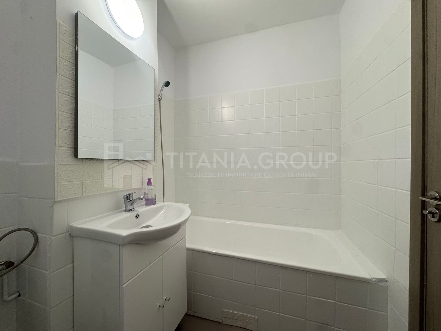Garsonieră decomandată 38mp, renovată integral, lift nou,  Racadau - Poză 19