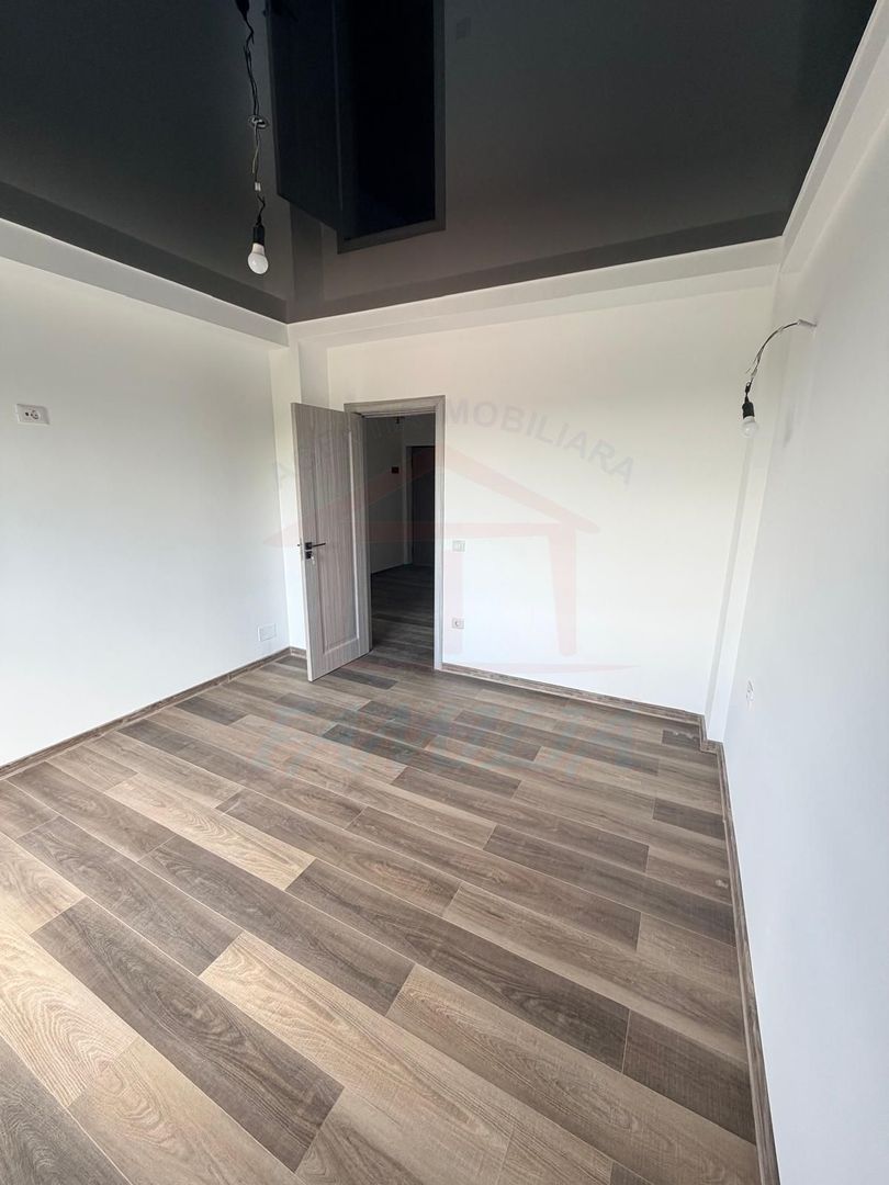 SE VINDE APARTAMENT, 2 CAMERE, CONSTRUCTIE NOUA 2026, MICRO 17 - Poză 7