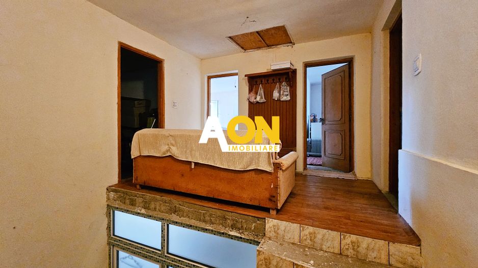 Casa 4 camere, S+P+1, semifinisata, 1424 mp teren, Oarda de Jos - Poză 14