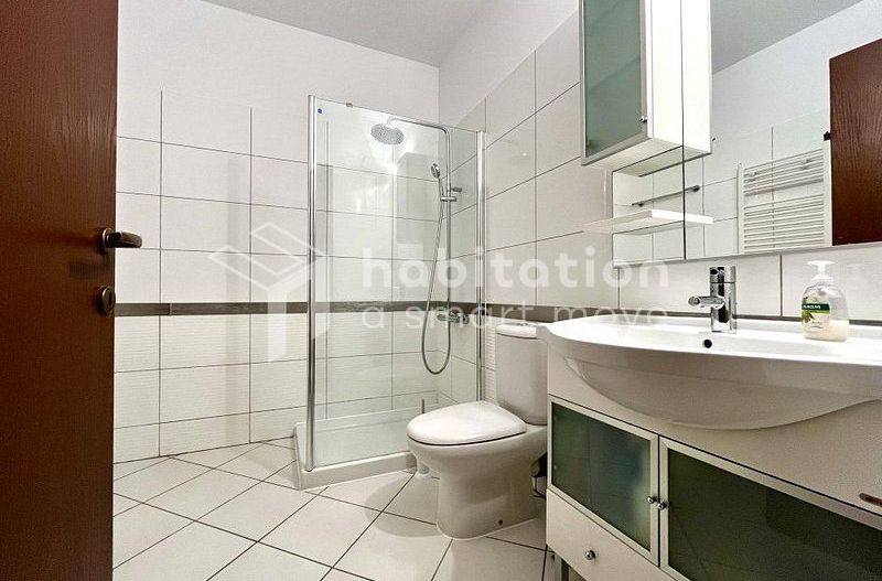 Apartament 3 camere, modern si spatios, 2009, zona Soarelui - Poză 17