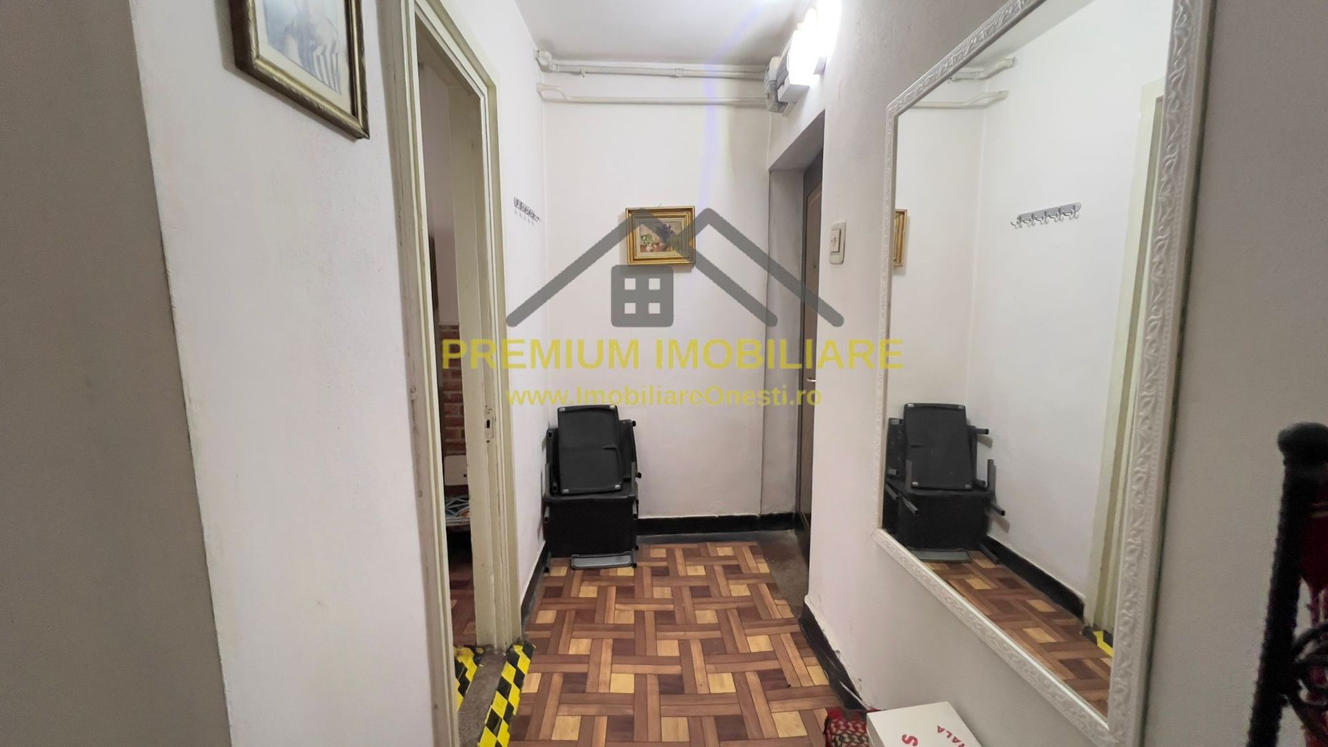 Apartament 2 camere la parter de vanzare - Poză 2