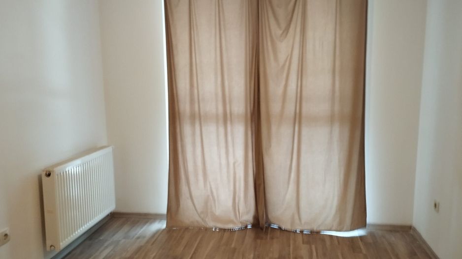Apartament  3 camere - Poză 4