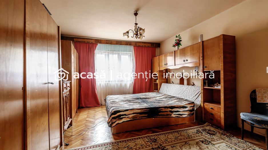 Locuință pentru familie mare apartament la casă, cu teren, Bujac. - Poză 3