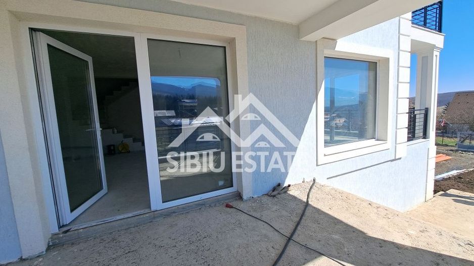 Casa Sibiu, Tocile teren 600, terase, garaj - Poză 14