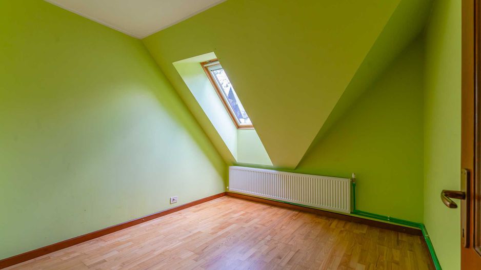Apartament cu două dormitoare în Predeal, aproape de Pârtia Clăbucet - Poză 9
