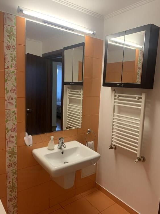 Apartament lux 3 camere de inchiriat 105 mp, complet utilat, Prelungirea Ghencea - Poză 10