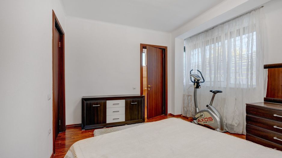 SI CASA SI AFACERE totul sub același acoperiș in Sector 5 ! - Poză 12