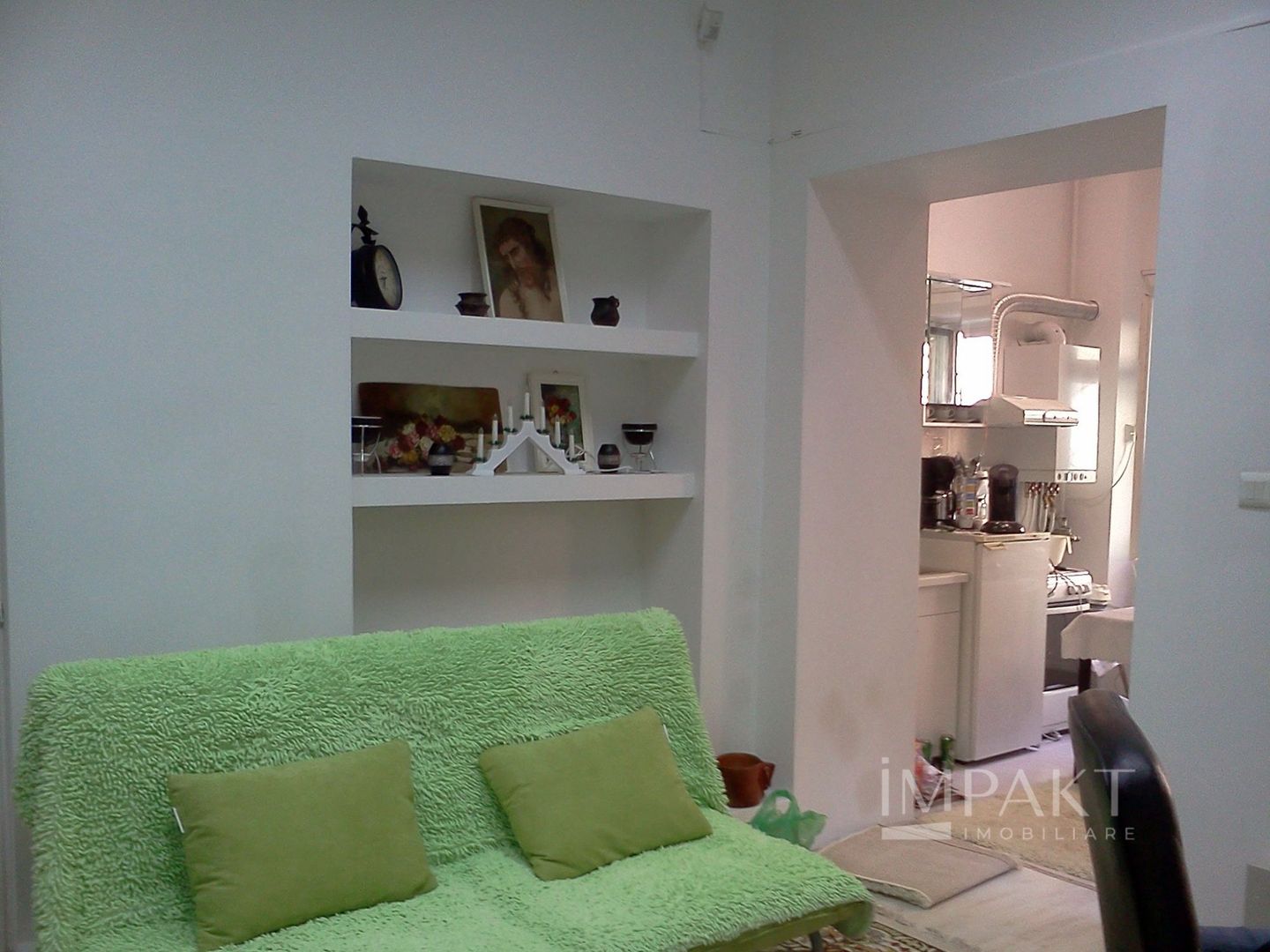 Apartament 2 camere, ideal pentru investitie cat si pentru locuinta, zona Semicentrala! - Poză 1