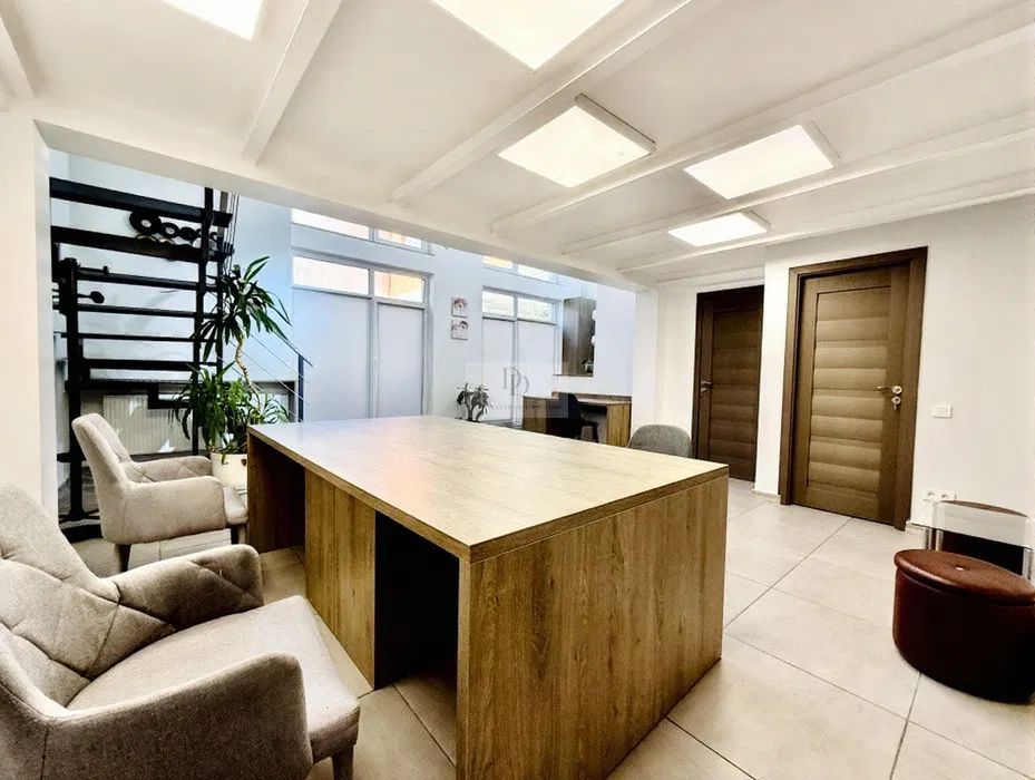 Spațiu de birouri de închiriat | Parcare | Zona Centrală - Poză 1