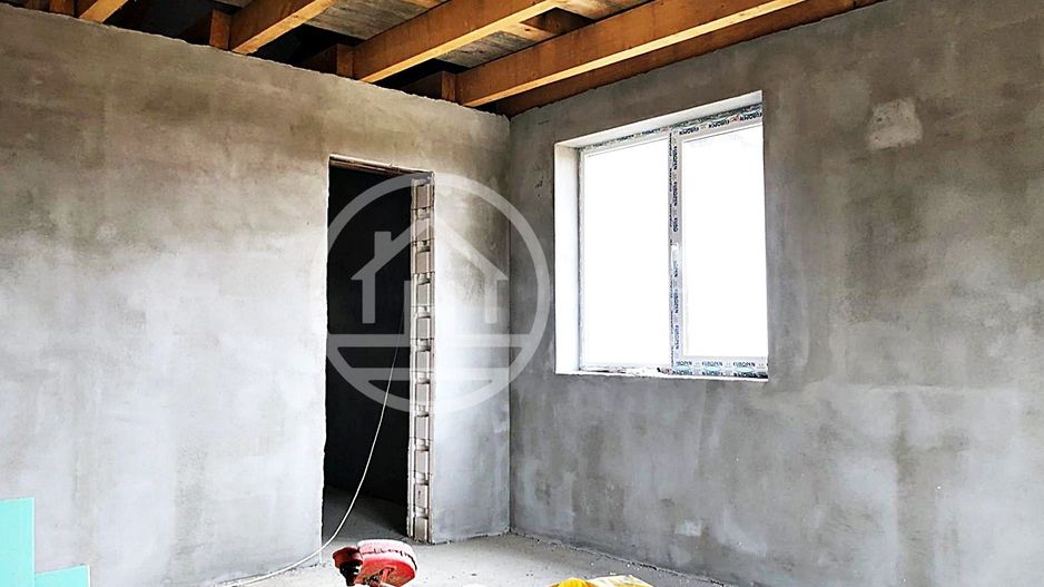 Casa de vanzare cu 4 camere pe str. Izvorului, zona Saldabagiu, Oradea - Poză 6