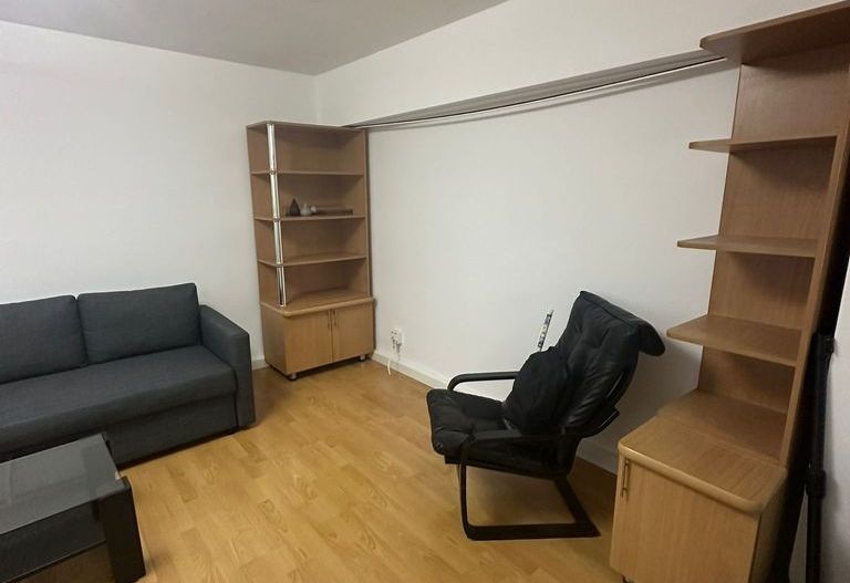 De închiriat garsonieră spațioasă 44 mp Virtuții - Poză 3