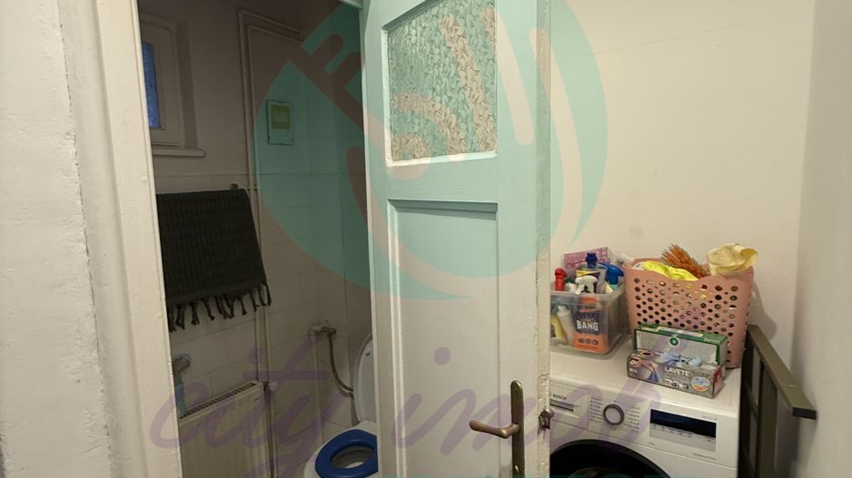 Apartament elegant situat la parterul unei vile - Poză 11