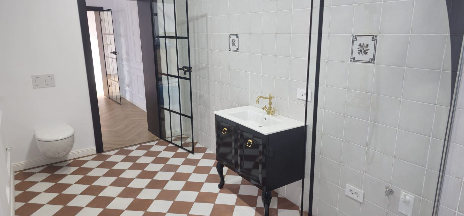 Casa moderna renovata de inchiriat - Strada Traian, Galati - Poză 8