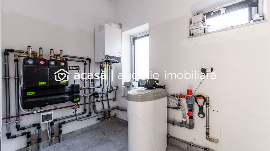 Vândut! Casă nouă cu teren generos Sânicolaul Mic - Poză 4