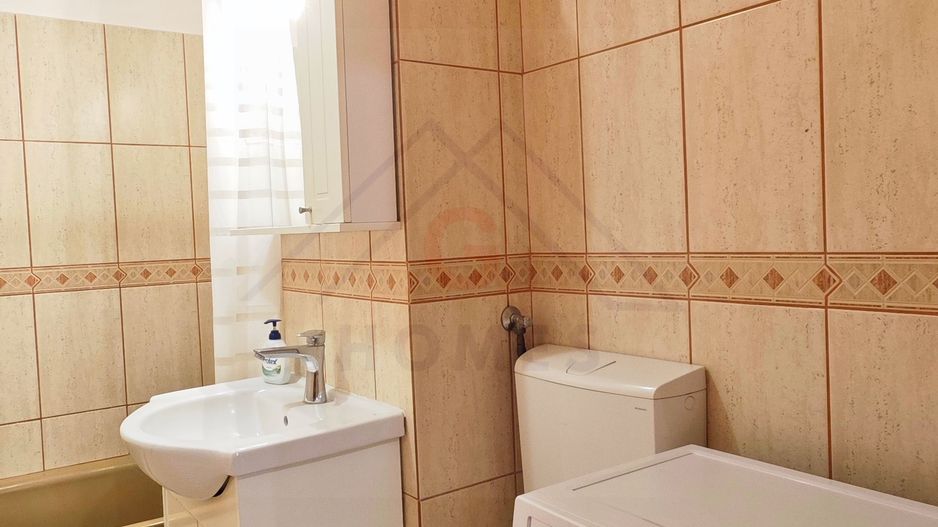 Apartament mare, decomandat, bucatarie separata. PET FRIENDLY. - Poză 25
