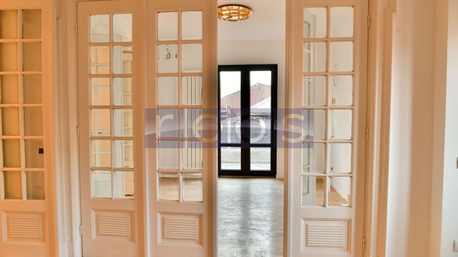 VANZARE | 4 CAMERE IN VILA | DOROBANTI - Poză 7