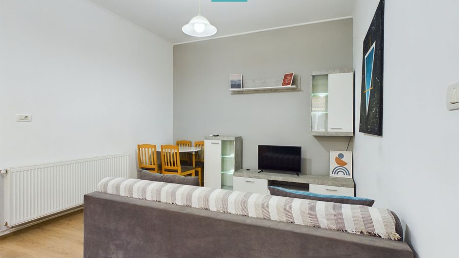 Apartament cu 3 camere la curte comună în Grădiște - Poză 5