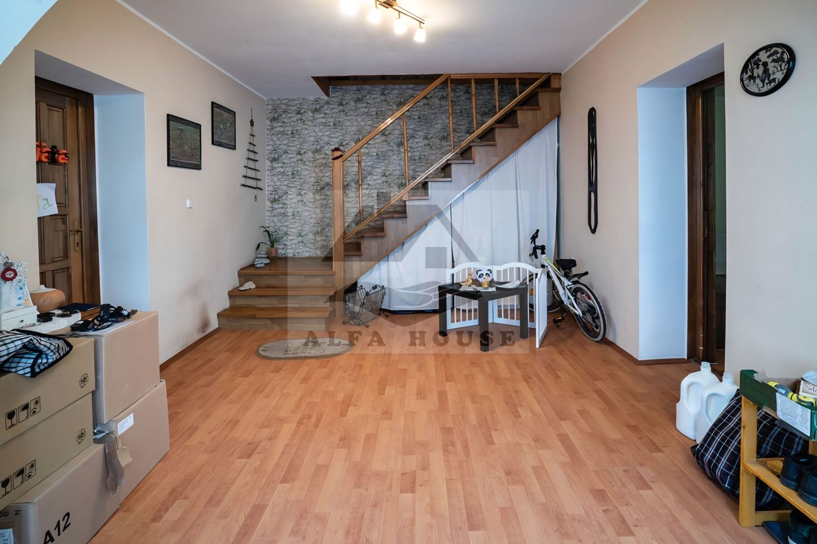 Casa individuala Sacele, 250 mp + 40 mp garaj + 556 mp curte - Poză 12