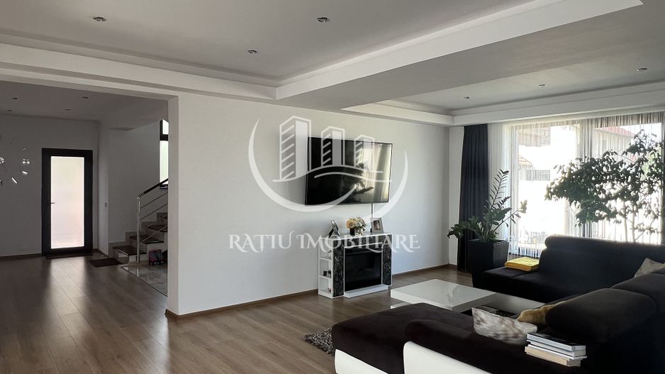 Casa cu 5 camere | P+M | Iosia | Oradea - Poză 4