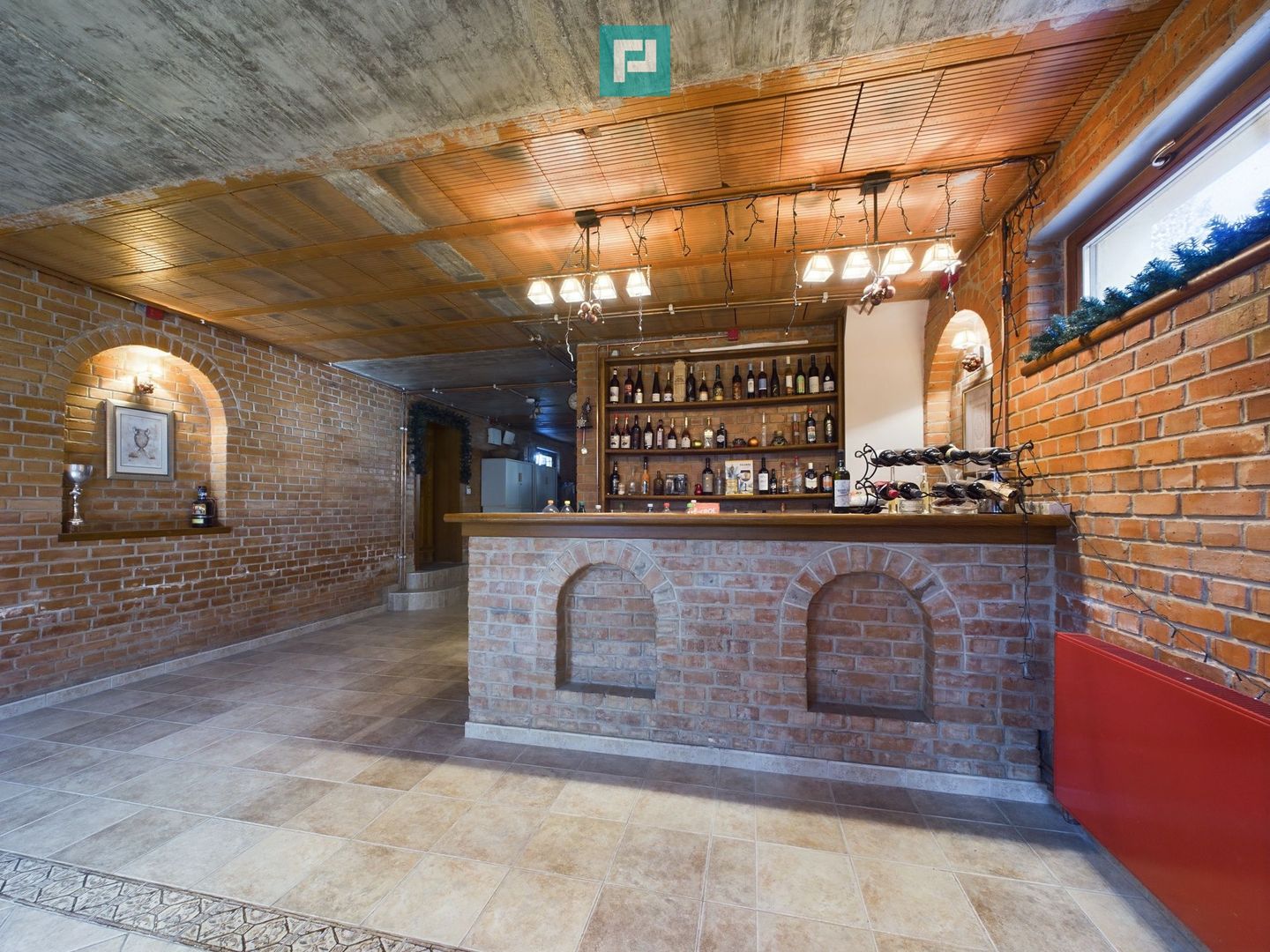 Vilă/casă cu 6 camere 400mp în Dumbrăvița - Poză 27