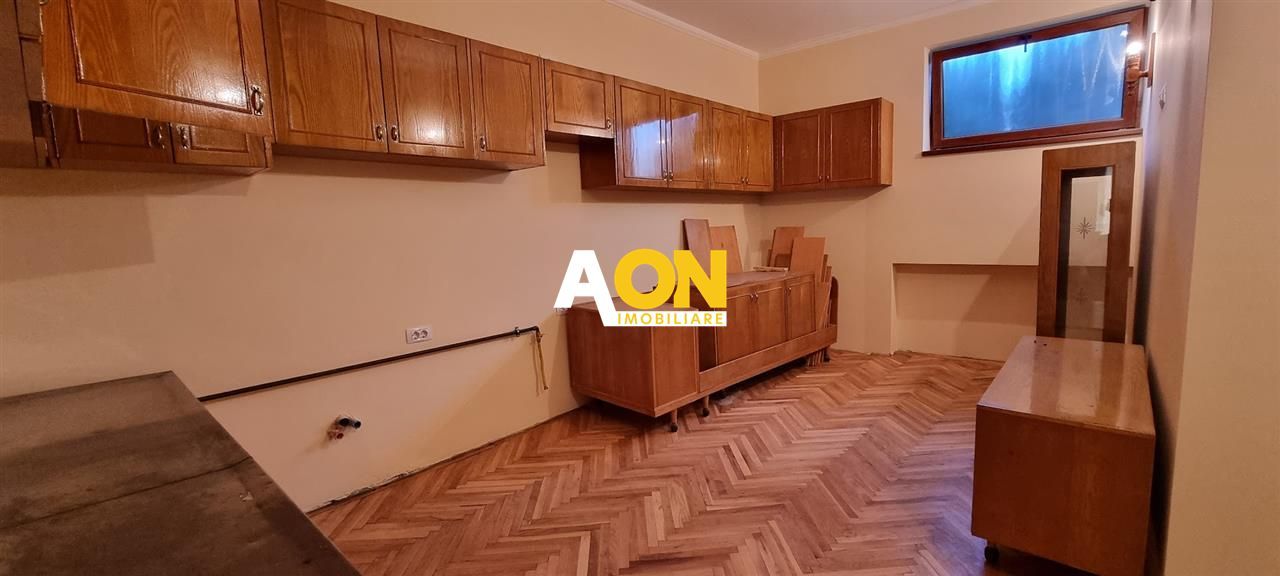 Spatiu Comercial Renovat cu Curte Interioara 7 Euro/mp - Poză 8