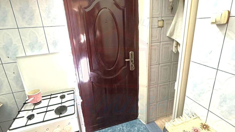 25.000 € negociabil , Garsonieră luminoasă de vânzare | Micro 40 Galaț - Poză 7