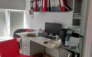 De inchiriat! Casa pretabila birouri, in Gruia - Poză 17