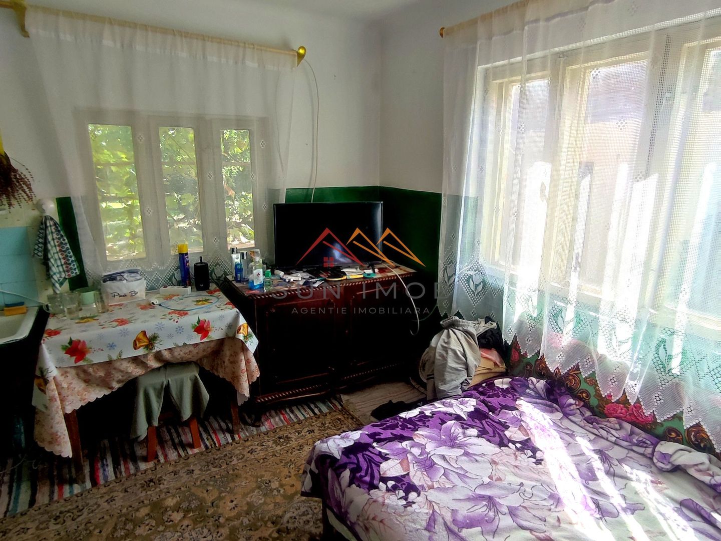CASĂ DE VÂNZARE | 9 CAMERE | TEREN 1.000 MP | BĂICOI – ZONĂ CENTRALĂ - Poză 10
