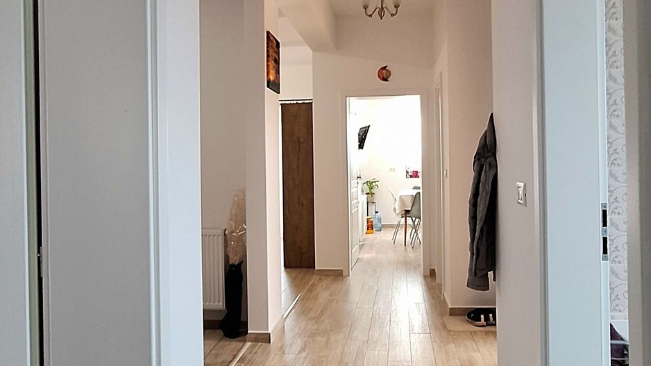 Duplex parter cu teren de 343mp - Poză 19