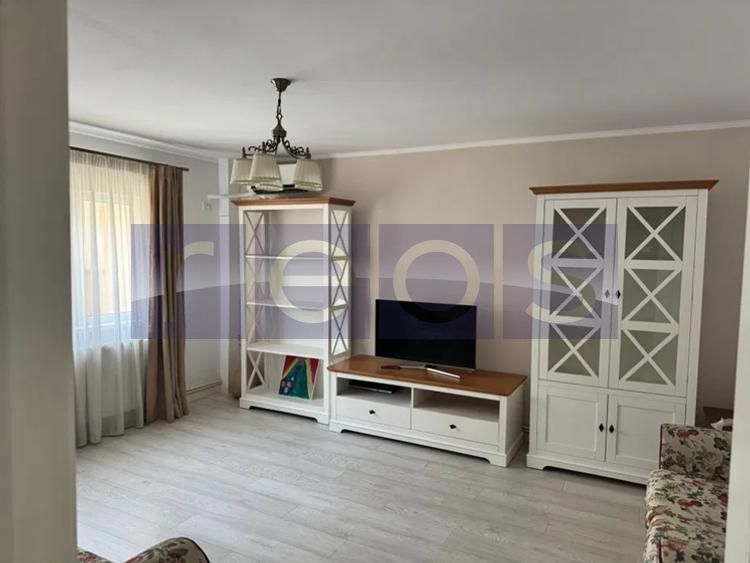 VANZARE 4 CAMERE DECOMANDAT - PARC SEBASTIAN - Poză 1