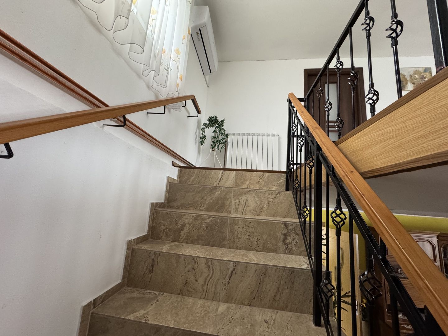 Casa Individuala Becicherecu Mic,P+E,5 Camere,2 Bai,Garaj,Partial Mobilata - Poză 14