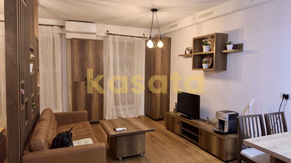 Studio modern cu terasa mare | Aviatiei - Poză 1