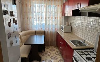 Apartament 3 camere de închiriat, semidecomandat, zona Podul Roș, Iași - Poză 1