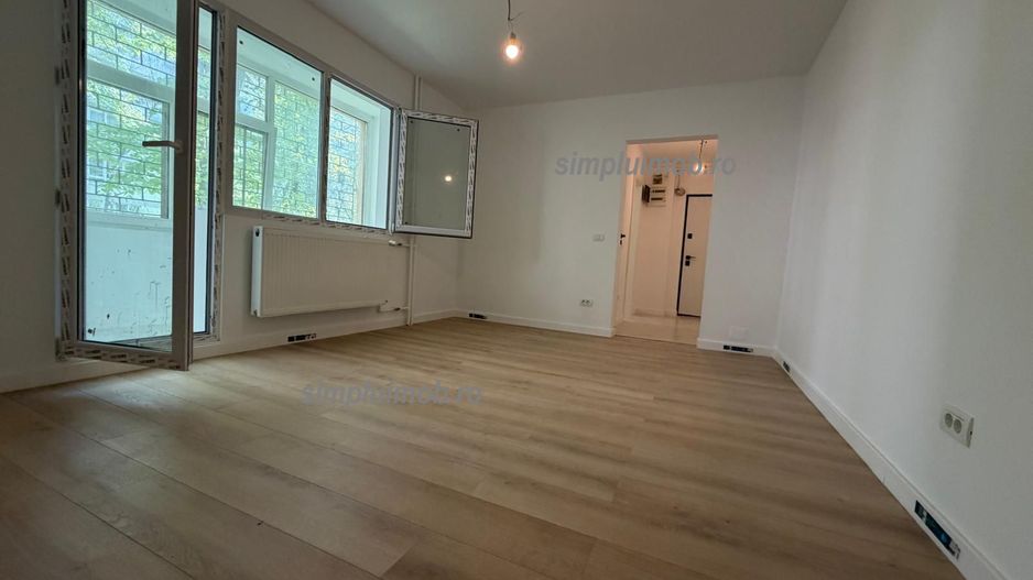 Metrou Titan renovat complet 3 camere - Poză 1