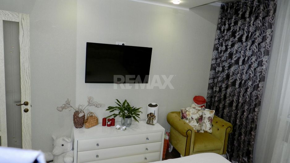 Apartament cu două dormitoare și living comasat cu bucătărie - Poză 12