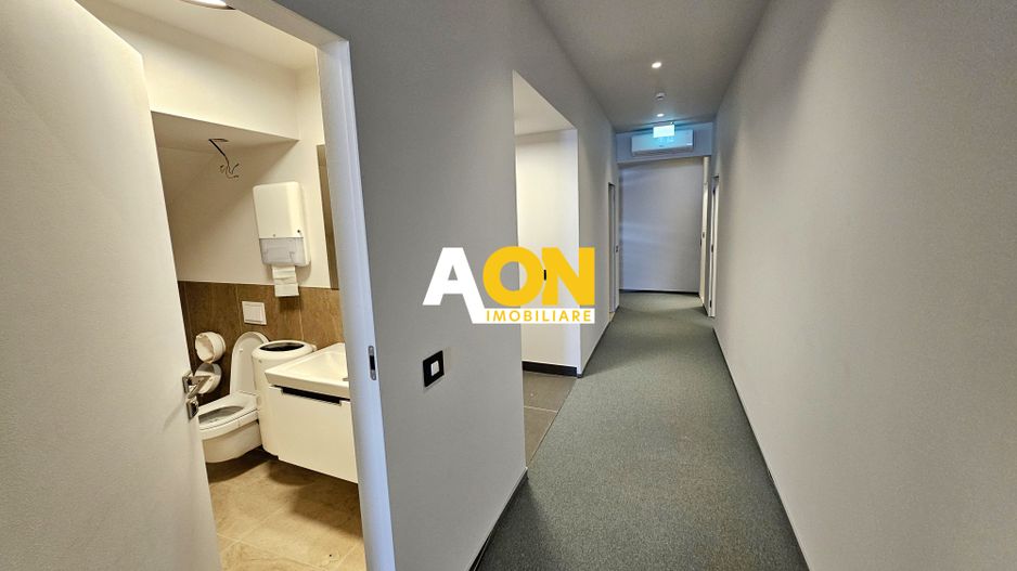 Clădire istorică ultracentrală, PUB + 13 birouri, S+P+M, renovată 2024 - Poză 21