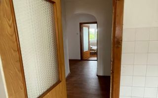 Apartament 3 camere de vânzare  – Str. C R Vivu, zona centrală! - Poză 5